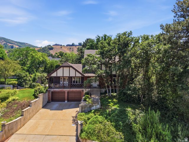 2941 OAKWOOD DR, Bountiful, UT 84010