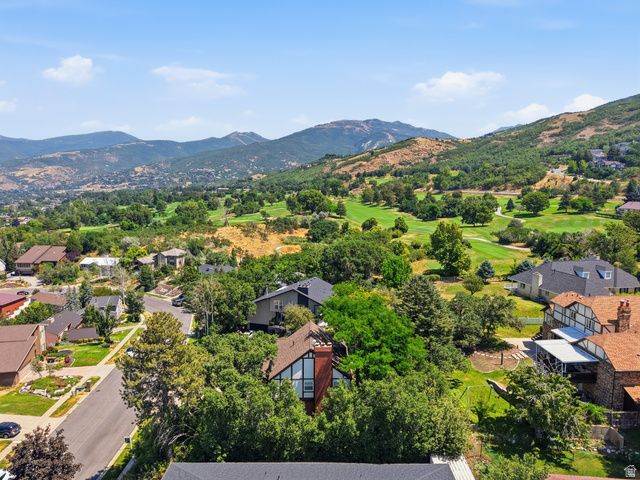 2941 OAKWOOD DR, Bountiful, UT 84010