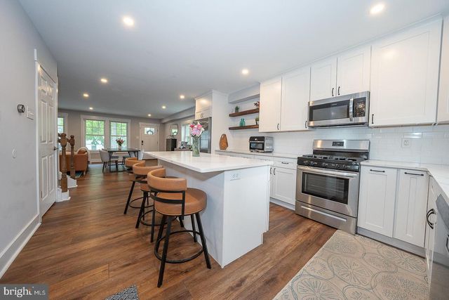 155 FOURTH AVE, Newtown Square, PA 19073