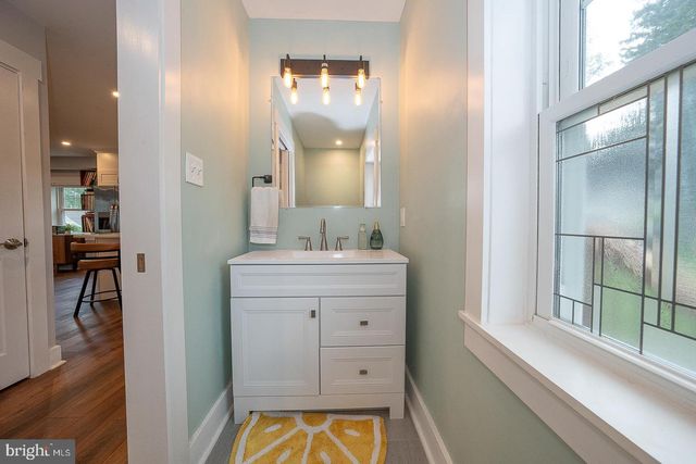 155 FOURTH AVE, Newtown Square, PA 19073