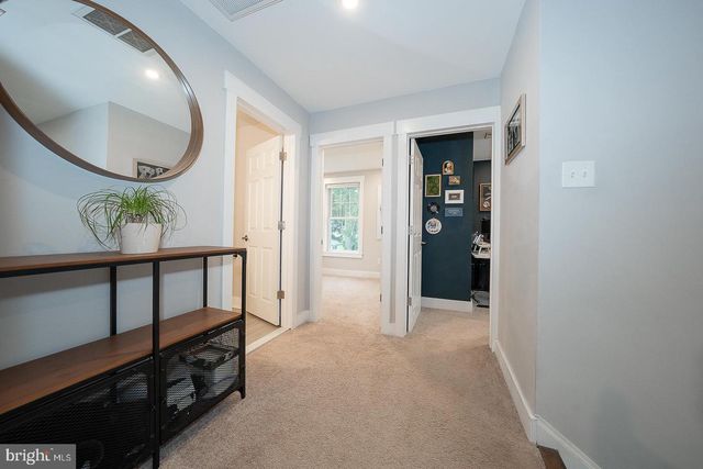 155 FOURTH AVE, Newtown Square, PA 19073