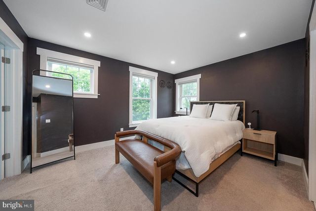 155 FOURTH AVE, Newtown Square, PA 19073