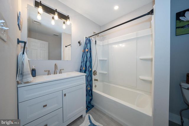 155 FOURTH AVE, Newtown Square, PA 19073