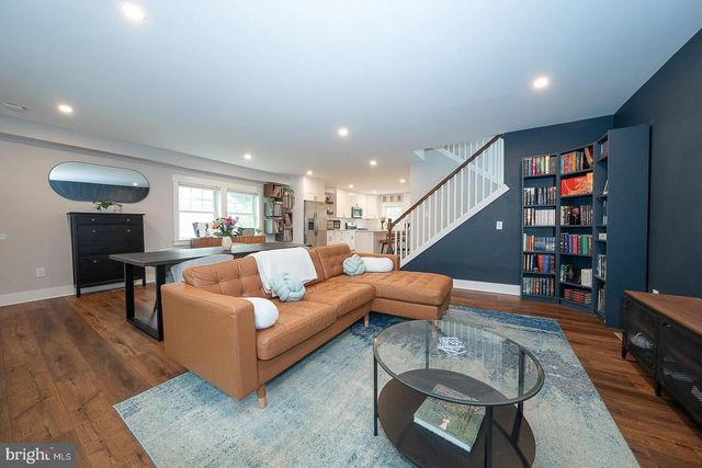 155 FOURTH AVE, Newtown Square, PA 19073