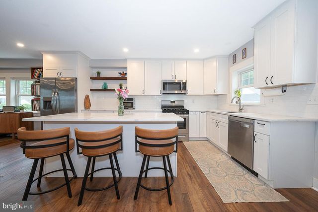 155 FOURTH AVE, Newtown Square, PA 19073