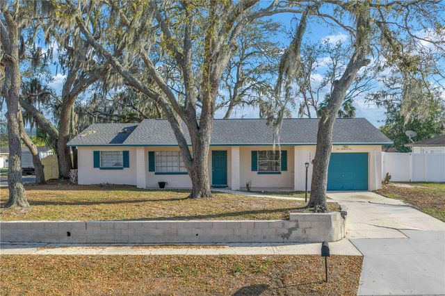 1001 HALLWOOD LOOP, Brandon, FL 33511