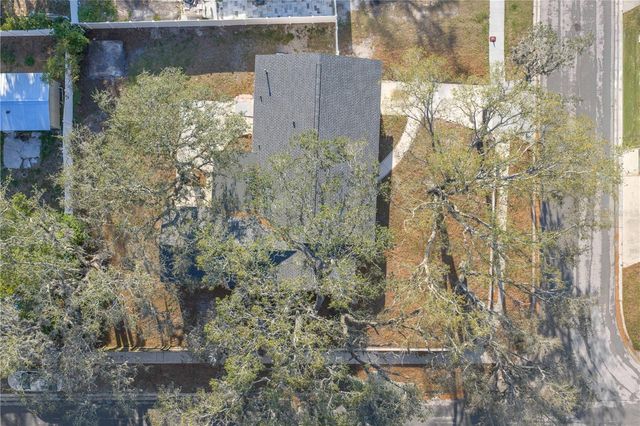 1001 HALLWOOD LOOP, Brandon, FL 33511