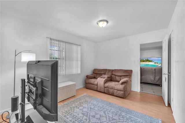 1001 HALLWOOD LOOP, Brandon, FL 33511