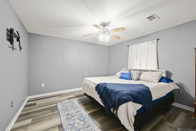 23529 Country Manor Ave, Denham Springs, LA 70726