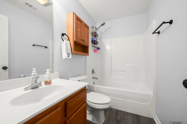 23529 Country Manor Ave, Denham Springs, LA 70726