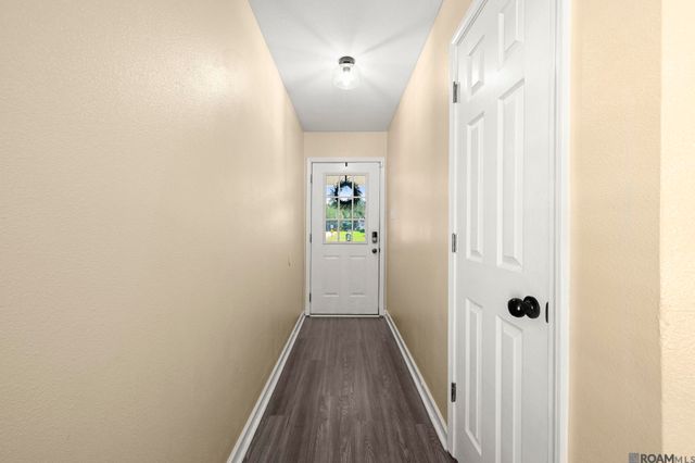 23529 Country Manor Ave, Denham Springs, LA 70726