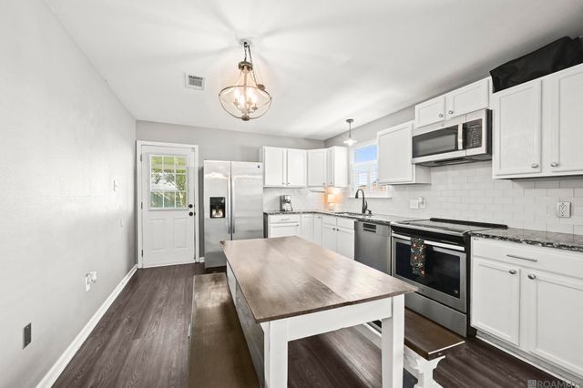 23529 Country Manor Ave, Denham Springs, LA 70726