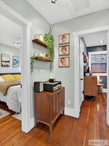 559 S 9th Avenue, Pocatello, ID 83201