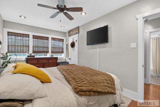 559 S 9th Avenue, Pocatello, ID 83201