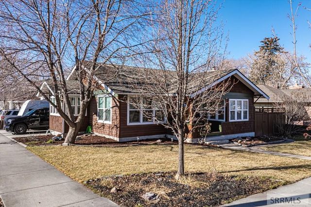 559 S 9th Avenue, Pocatello, ID 83201
