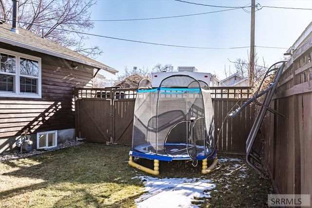 559 S 9th Avenue, Pocatello, ID 83201
