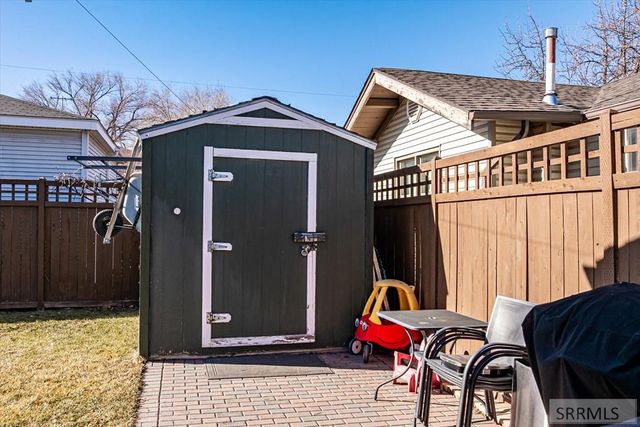 559 S 9th Avenue, Pocatello, ID 83201