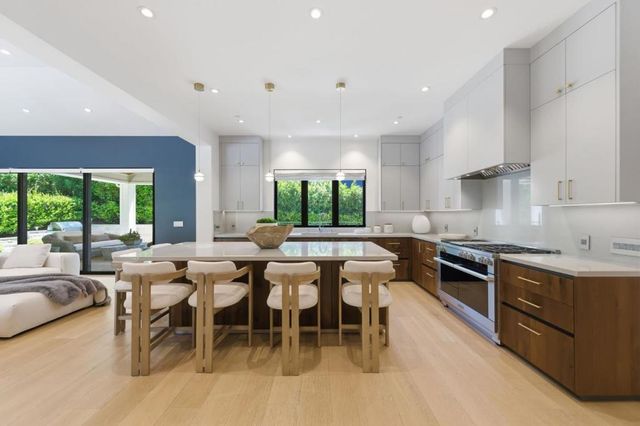 2315 Warner Range Avenue, Menlo Park, CA 94025