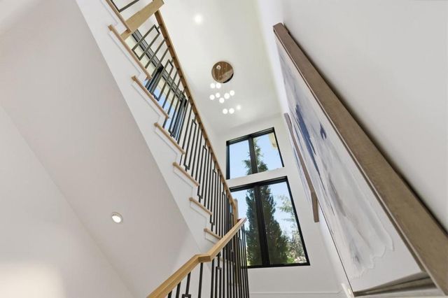 2315 Warner Range Avenue, Menlo Park, CA 94025