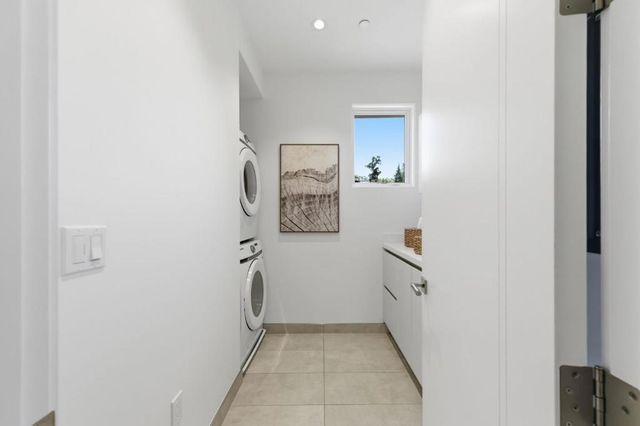 2315 Warner Range Avenue, Menlo Park, CA 94025
