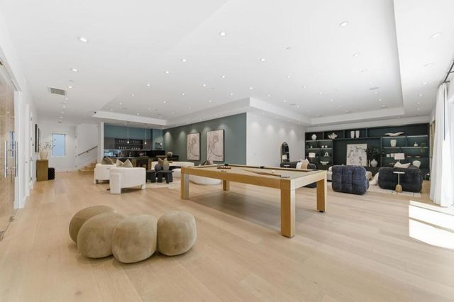 2315 Warner Range Avenue, Menlo Park, CA 94025