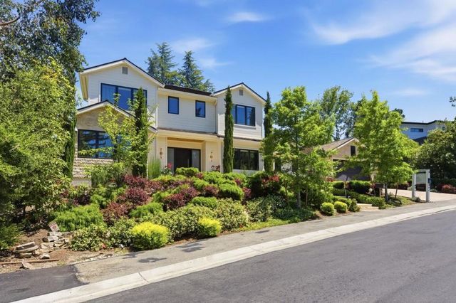 2315 Warner Range Avenue, Menlo Park, CA 94025