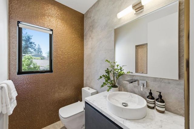2315 Warner Range Avenue, Menlo Park, CA 94025