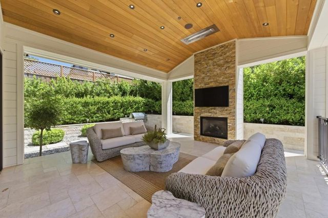 2315 Warner Range Avenue, Menlo Park, CA 94025