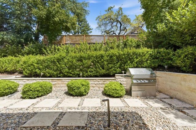 2315 Warner Range Avenue, Menlo Park, CA 94025