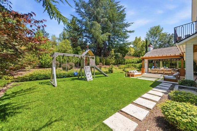 2315 Warner Range Avenue, Menlo Park, CA 94025