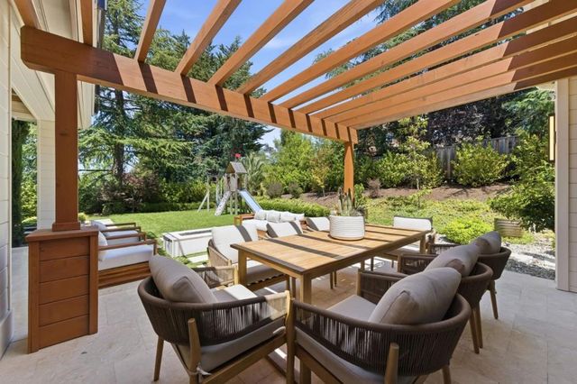 2315 Warner Range Avenue, Menlo Park, CA 94025