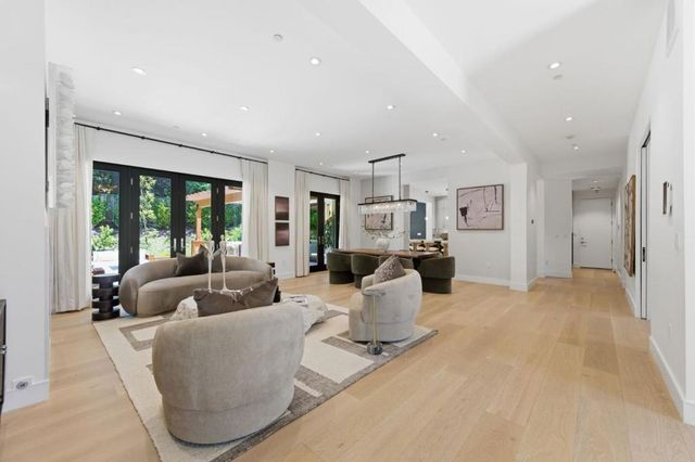 2315 Warner Range Avenue, Menlo Park, CA 94025