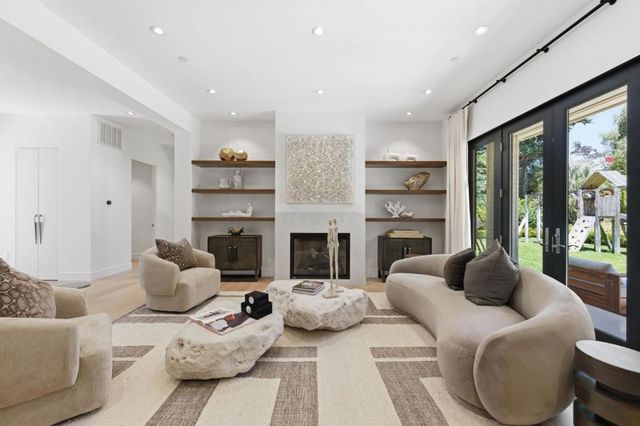 2315 Warner Range Avenue, Menlo Park, CA 94025