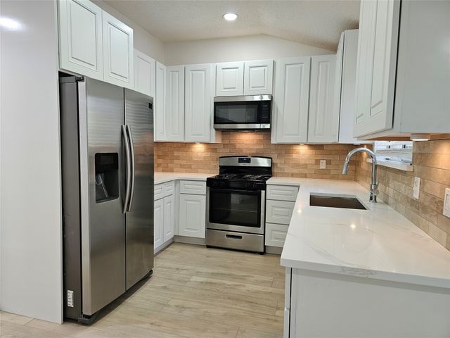 1106 Patrick Court, Cedar Hill, TX 75104