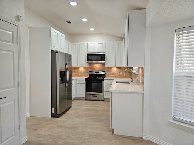 1106 Patrick Court, Cedar Hill, TX 75104