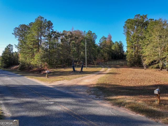 1100 Sapp Road, Dry Branch, GA 31020