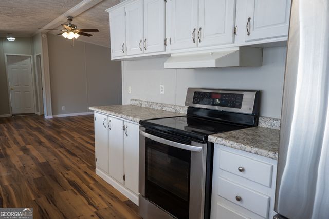 1100 Sapp Road, Dry Branch, GA 31020