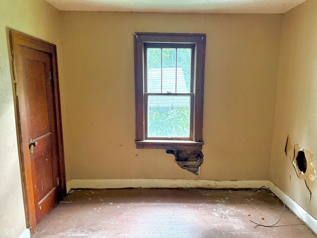 8 Dixie Drive, Anderson, IN 46016