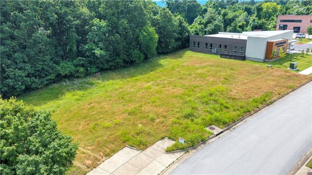 Lot 5 N Waterside Court, Fayetteville, AR 72703