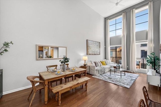 800 N 8th Street 324, San Jose, CA 95112