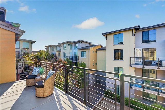 800 N 8th Street 324, San Jose, CA 95112