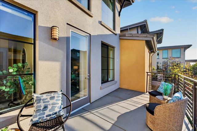 800 N 8th Street 324, San Jose, CA 95112