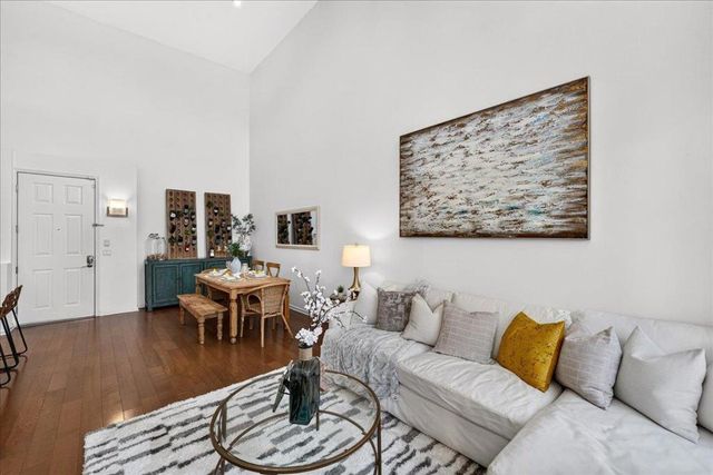 800 N 8th Street 324, San Jose, CA 95112