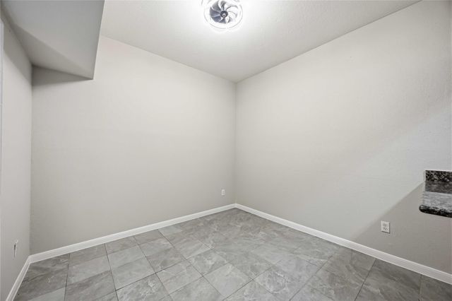 2100 Tanglewilde Street 631, Houston, TX 77063