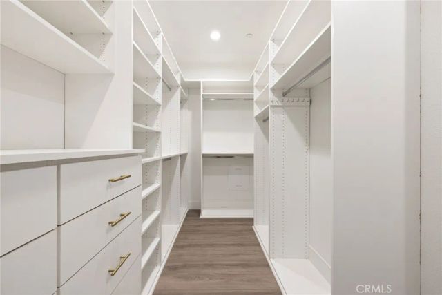5704 Lyon Court, Calabasas, CA 91302