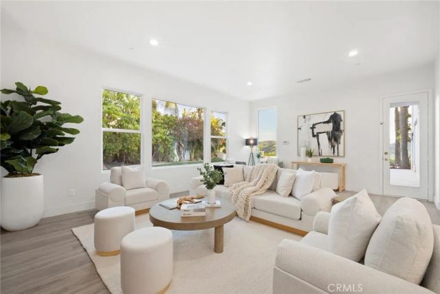 5704 Lyon Court, Calabasas, CA 91302