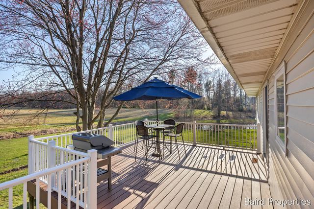 1963 W Monroe Road, Hart, MI 49420