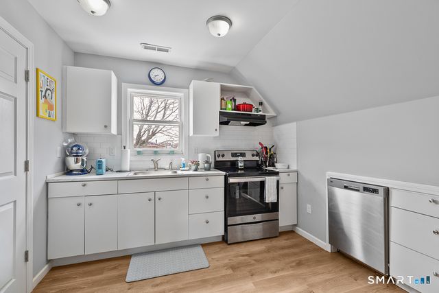 16 Edwards Street, New Haven, CT 06511