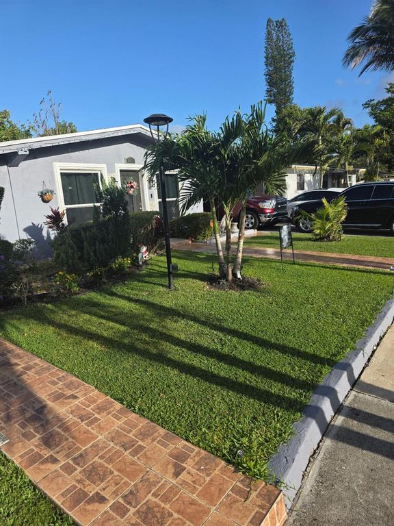 621 SW 56th Avenue, Margate, FL 33068