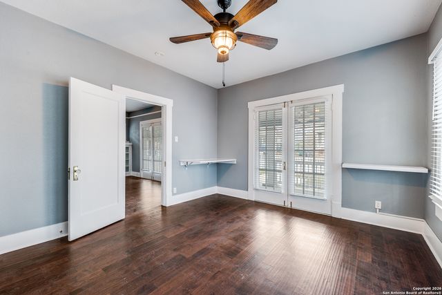 830 W Craig Pl, San Antonio, TX 78212